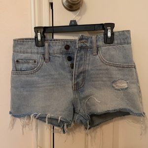Women’s jean shorts size 25